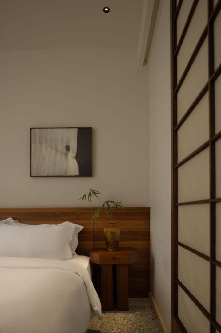 Wezo Hotel Kuanzhai Alley Chengdu-Breakfast Till 12Noon-Lv City Guide Recommended Hotel Exteriör bild
