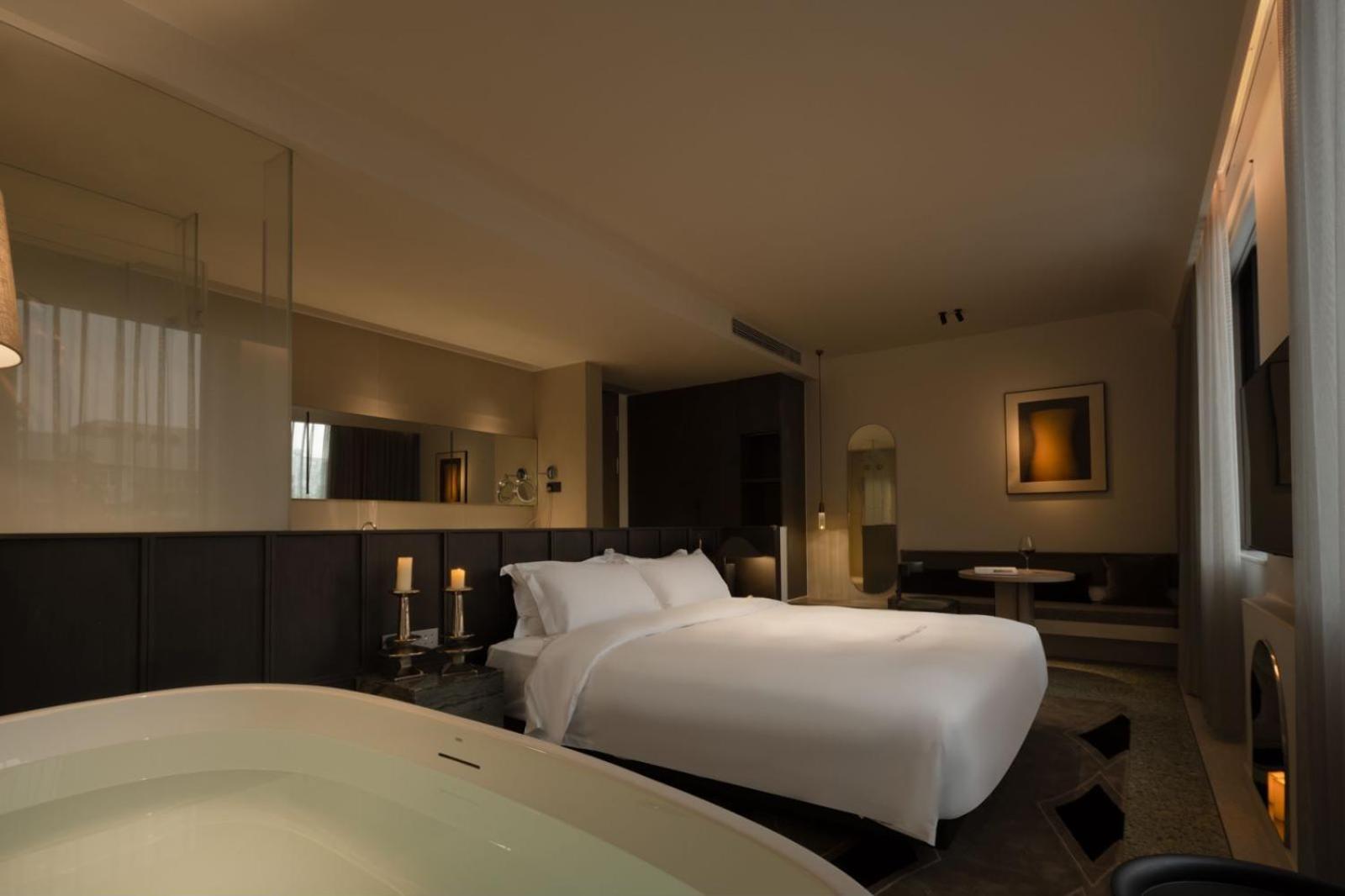 Wezo Hotel Kuanzhai Alley Chengdu-Breakfast Till 12Noon-Lv City Guide Recommended Hotel Exteriör bild