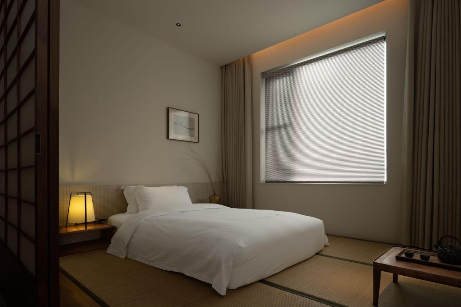Wezo Hotel Kuanzhai Alley Chengdu-Breakfast Till 12Noon-Lv City Guide Recommended Hotel Exteriör bild