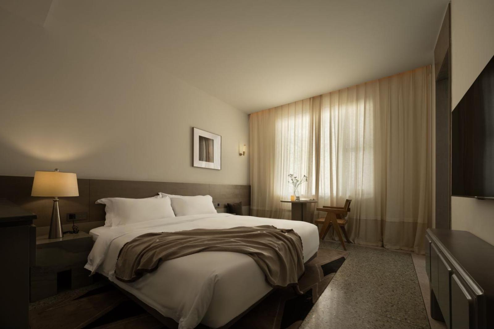 Wezo Hotel Kuanzhai Alley Chengdu-Breakfast Till 12Noon-Lv City Guide Recommended Hotel Exteriör bild